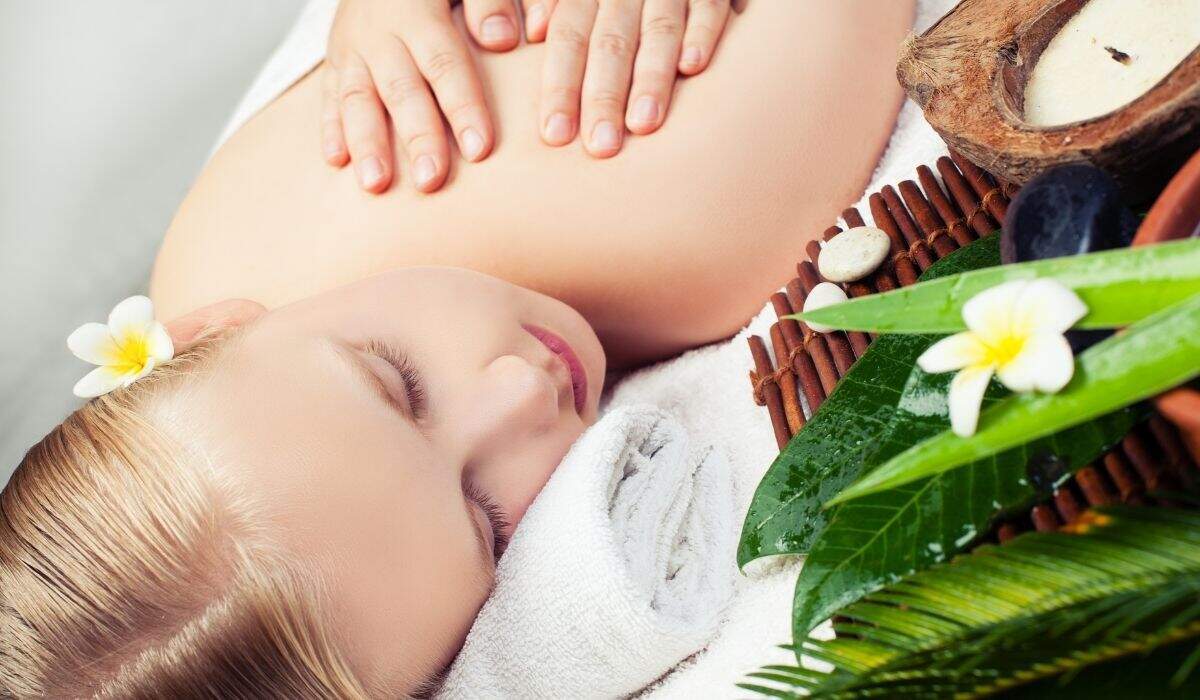 Les "5 continents" : l'alliance entre massage, énergies et huiles