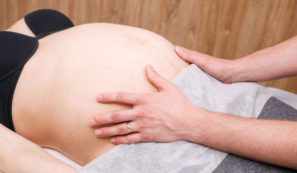 Déroulement d'une séance d'ostéopathie au cours de la grossesse