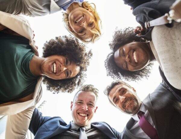 Les bienfaits du yoga du rire