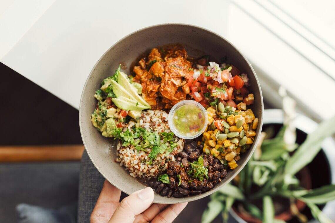 Bowl au quinoa et aux légumes
