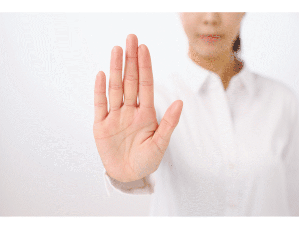 Femme qui arrête l'alccol dry january