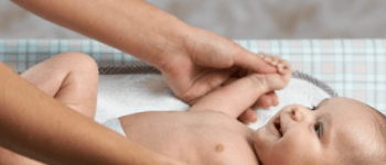 Le massage pour bébé