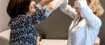 La sophrologie pour soulager les maux de ventre